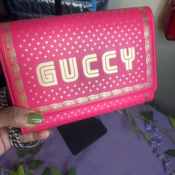 Guccy Pink and Gold Crossbody Bag - Picture 1 of 11